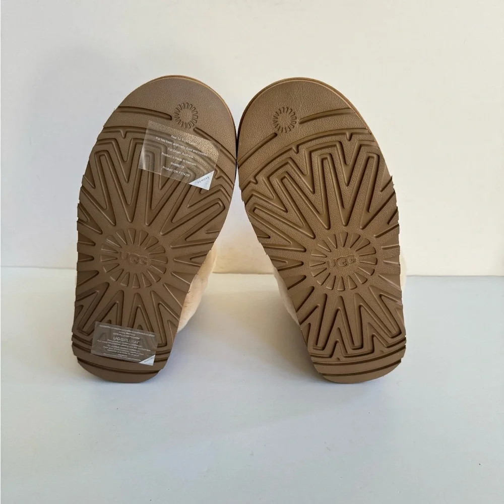 UGG CLASSIC CHILLAPEAK CHESTNUT SPILL SEAMS PLATFORM BOOTS US 11 / EU 42 / UK 9